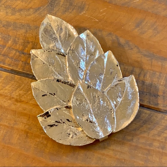 Vintage 1980’s Mimi Di Ni Golden Leaf Buckle - Picture 9 of 9